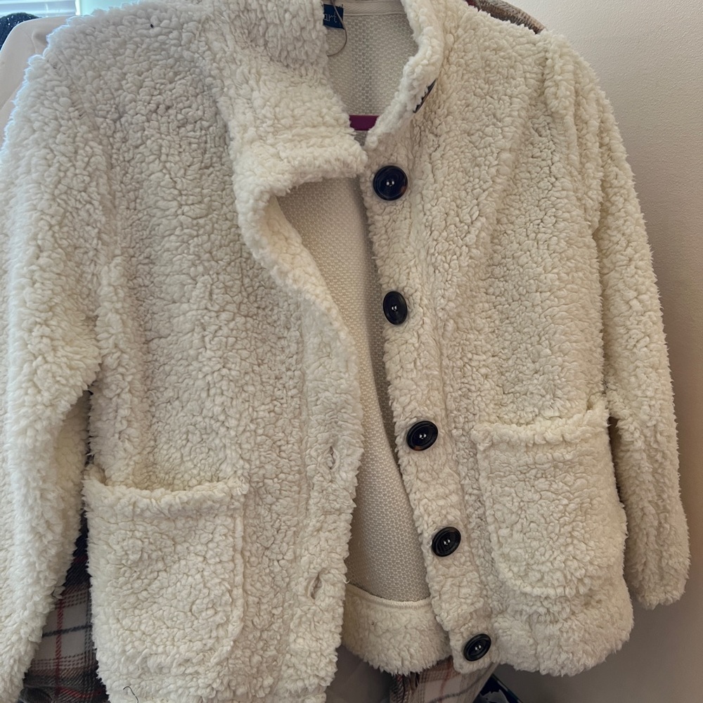 Sherpa white jacket!